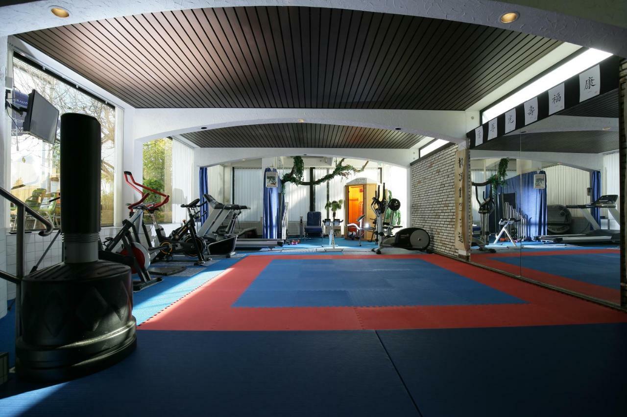 Hotel Am Baronenwald Goeppingen Ngoại thất bức ảnh